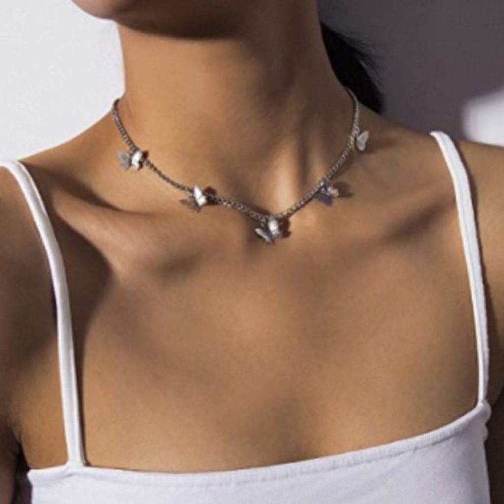 Brandy Melville Silver Butterfly Necklace Photo